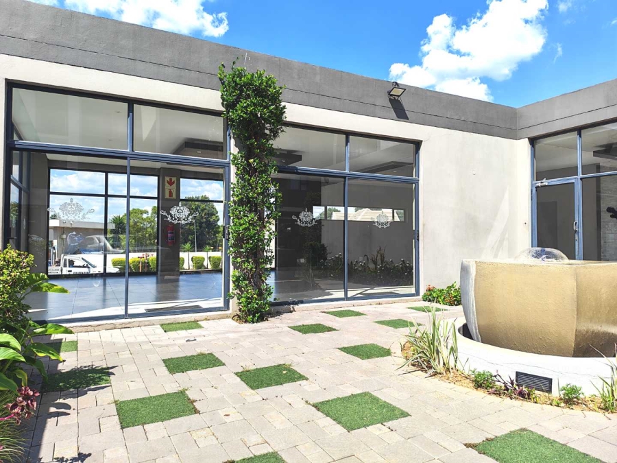 1 Bedroom Property for Sale in North Riding Gauteng