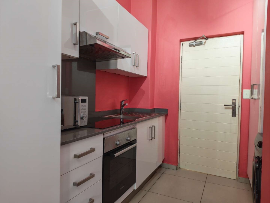 1 Bedroom Property for Sale in North Riding Gauteng
