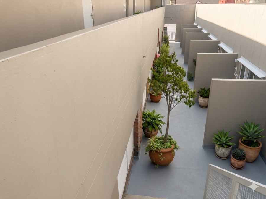 1 Bedroom Property for Sale in Jeppestown Gauteng