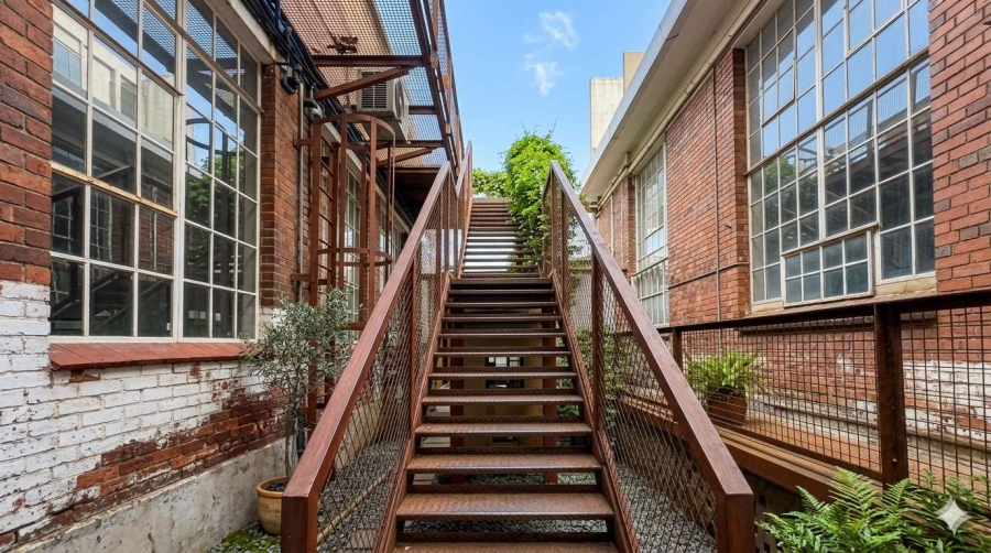 1 Bedroom Property for Sale in Jeppestown Gauteng