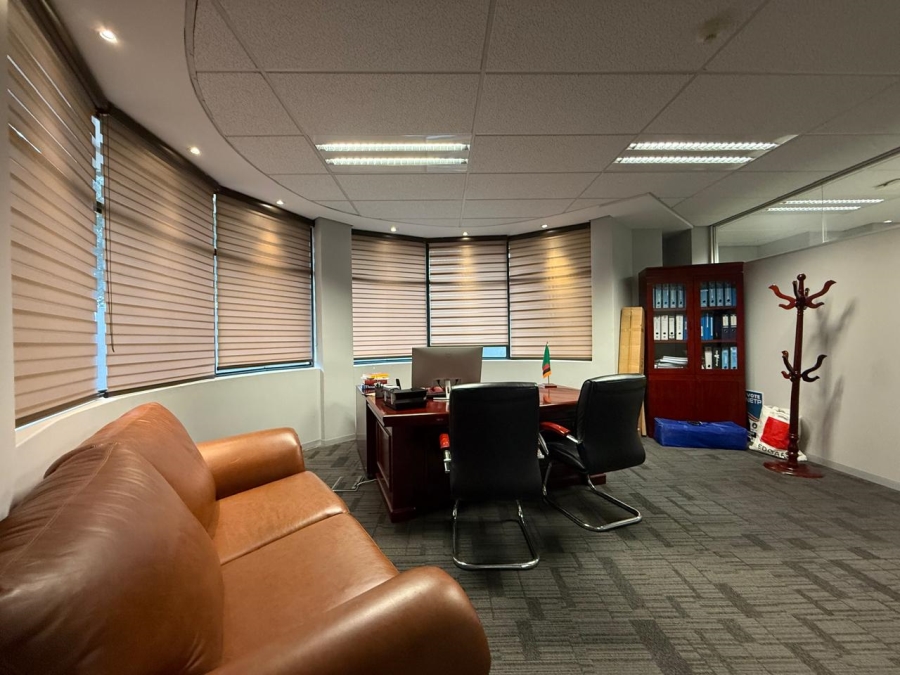 To Let Commercial Property for Rent in Sandhurst Gauteng