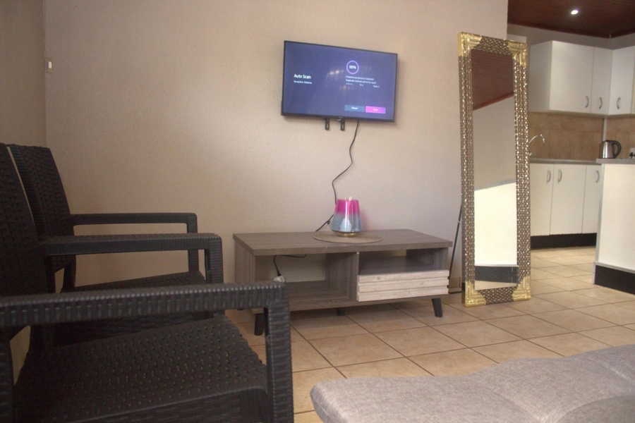 1 Bedroom Property for Sale in Brackendowns Gauteng