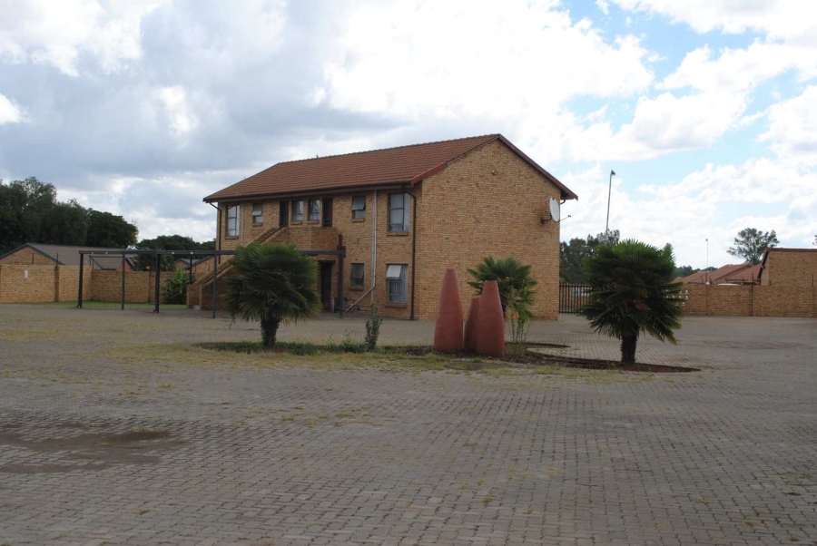 2 Bedroom Property for Sale in Riversdale Gauteng