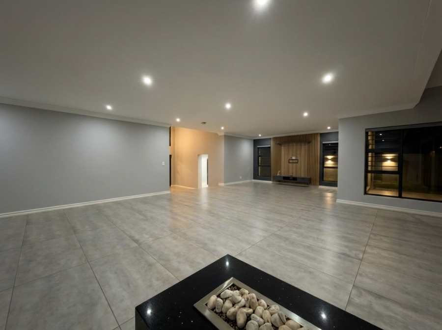4 Bedroom Property for Sale in Eye of Africa Gauteng