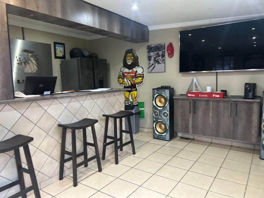 3 Bedroom Property for Sale in Bardene Gauteng