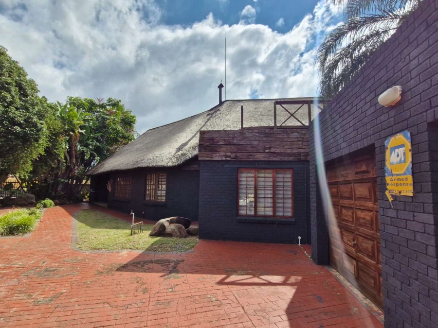 3 Bedroom Property for Sale in Karenpark Gauteng