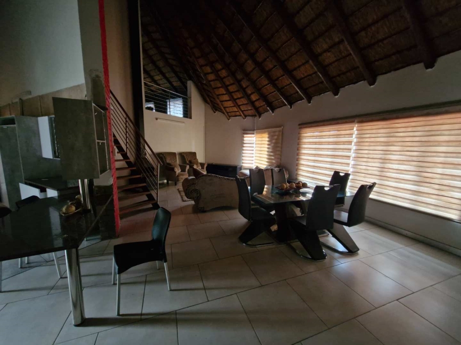 3 Bedroom Property for Sale in Karenpark Gauteng