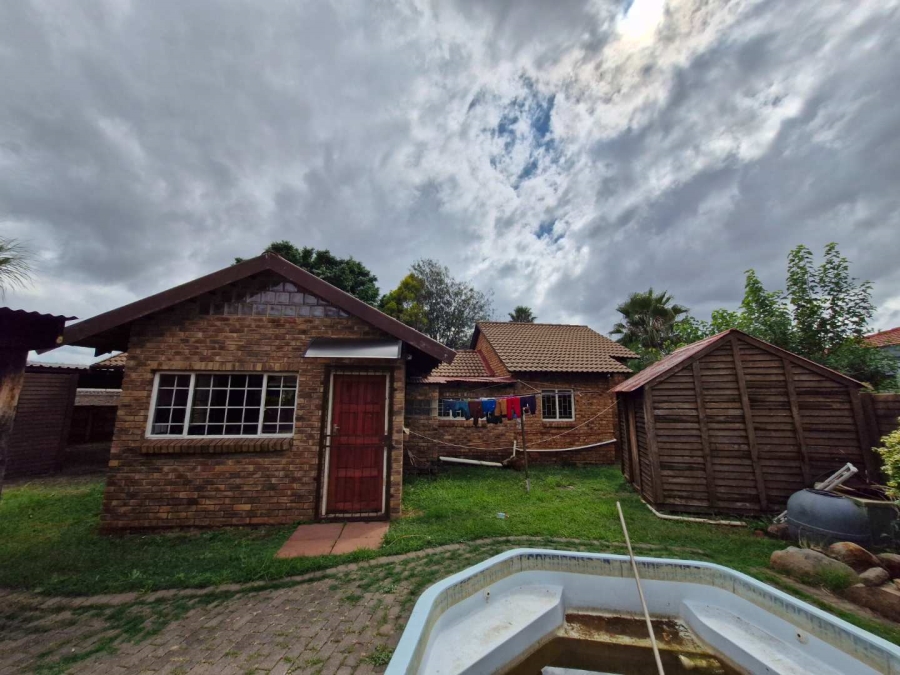 3 Bedroom Property for Sale in The Orchards Gauteng