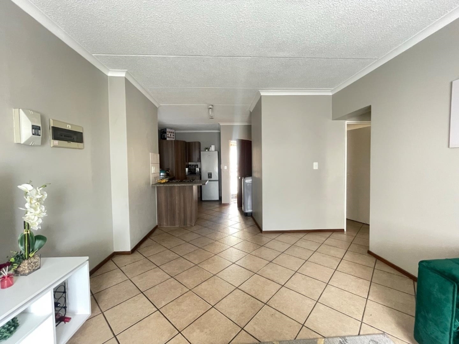 2 Bedroom Property for Sale in Terenure Gauteng