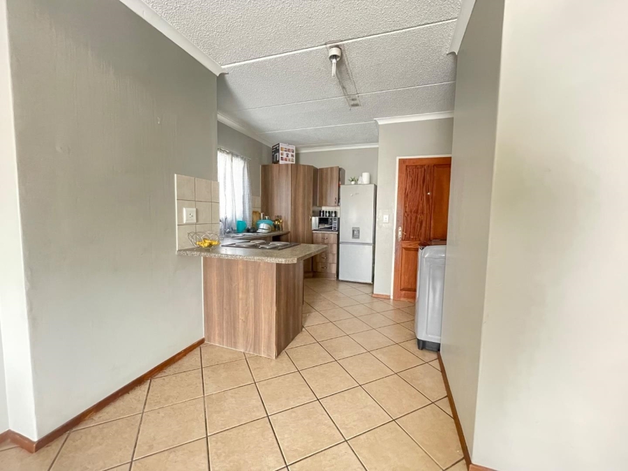 2 Bedroom Property for Sale in Terenure Gauteng