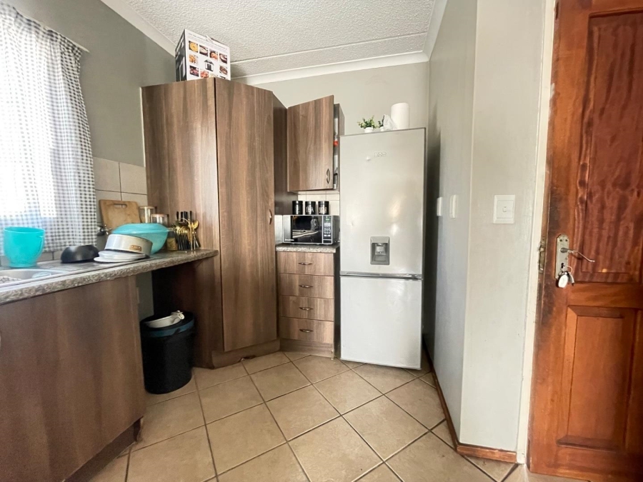 2 Bedroom Property for Sale in Terenure Gauteng