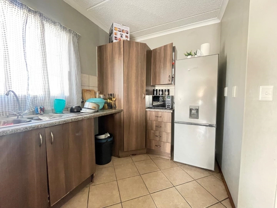 2 Bedroom Property for Sale in Terenure Gauteng