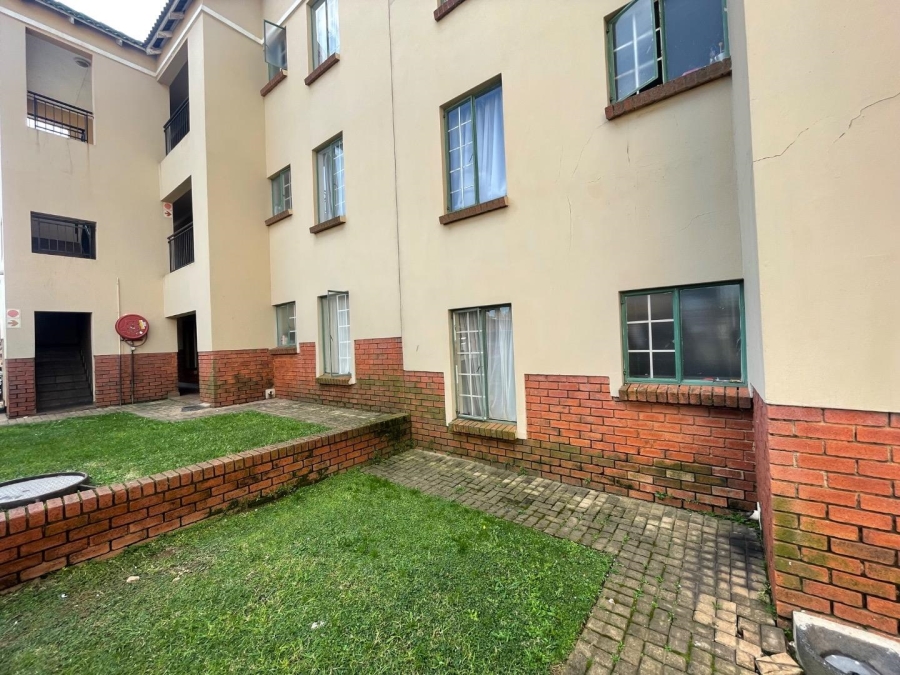 2 Bedroom Property for Sale in Terenure Gauteng