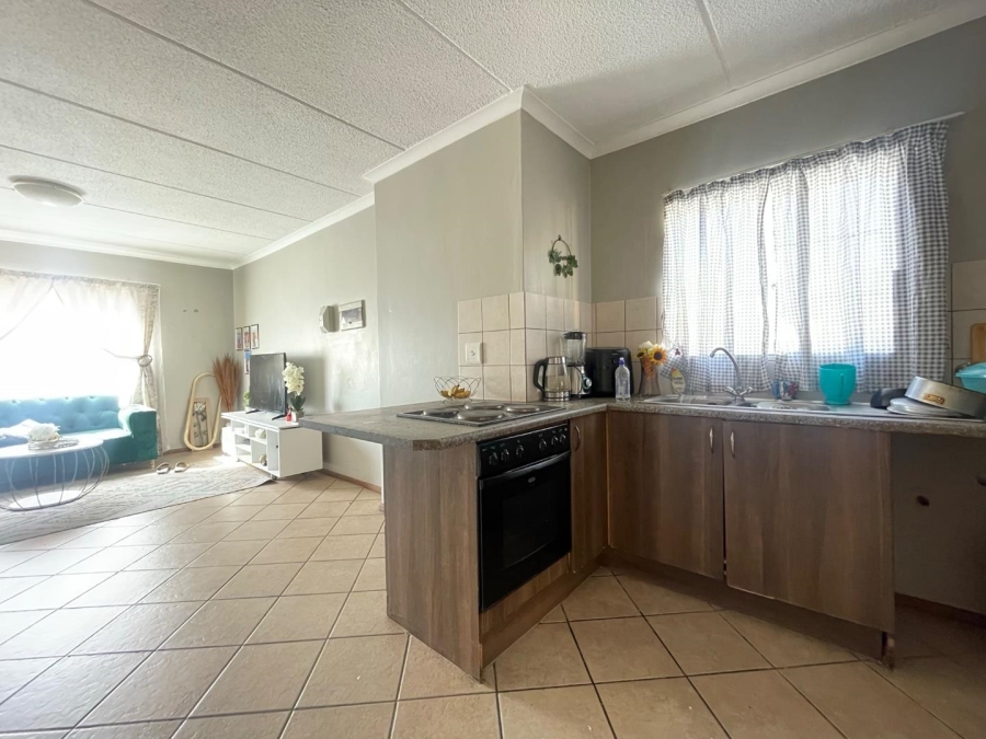 2 Bedroom Property for Sale in Terenure Gauteng