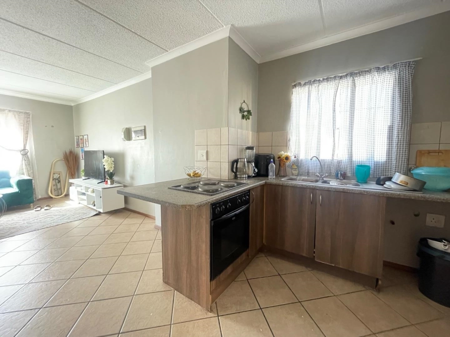 2 Bedroom Property for Sale in Terenure Gauteng