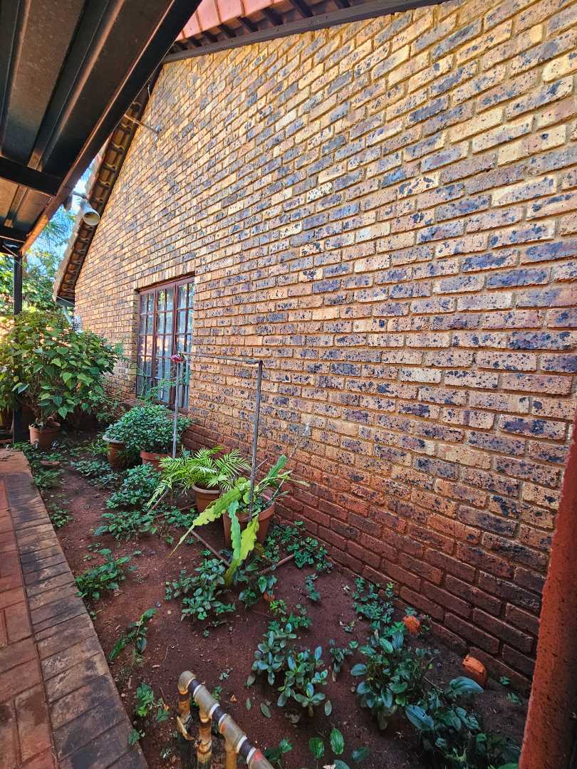 2 Bedroom Property for Sale in Theresa Park Gauteng
