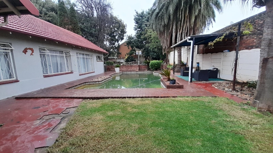4 Bedroom Property for Sale in Birchleigh Gauteng