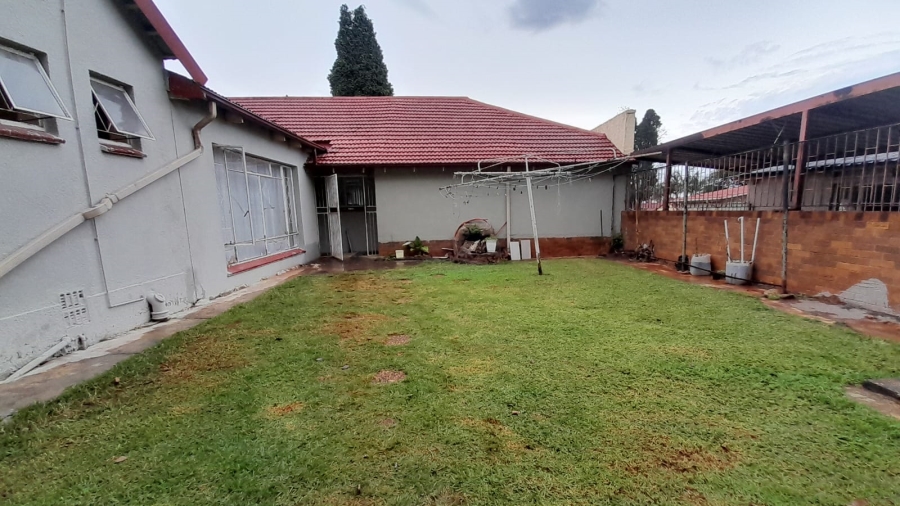 4 Bedroom Property for Sale in Birchleigh Gauteng