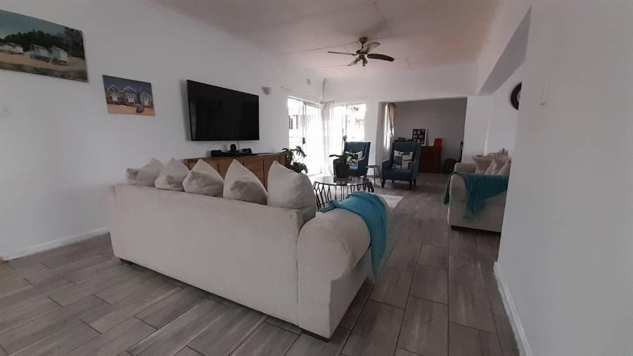 4 Bedroom Property for Sale in Birchleigh Gauteng