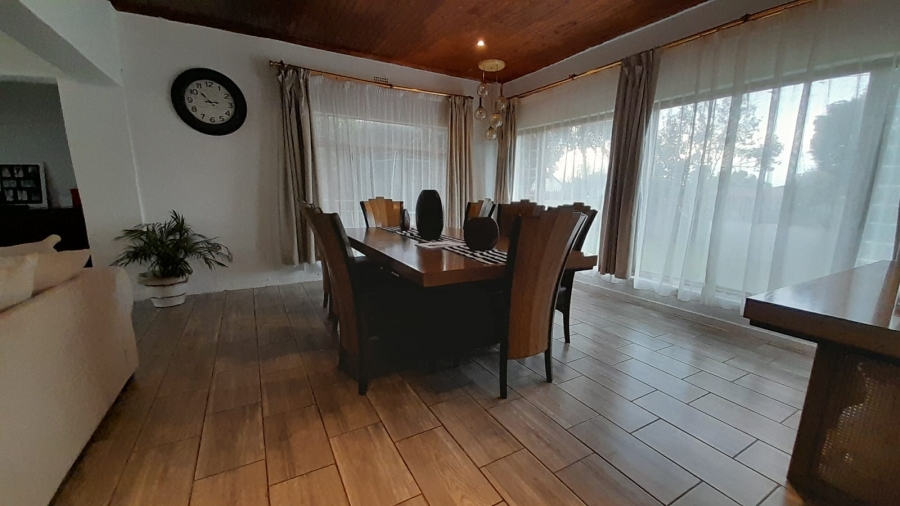 4 Bedroom Property for Sale in Birchleigh Gauteng