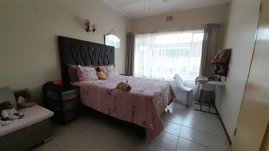 4 Bedroom Property for Sale in Birchleigh Gauteng