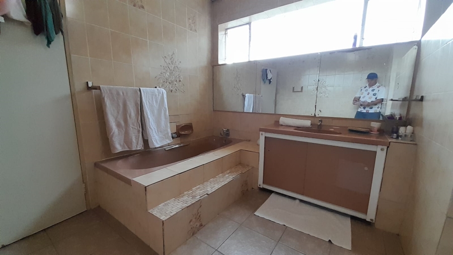 4 Bedroom Property for Sale in Birchleigh Gauteng