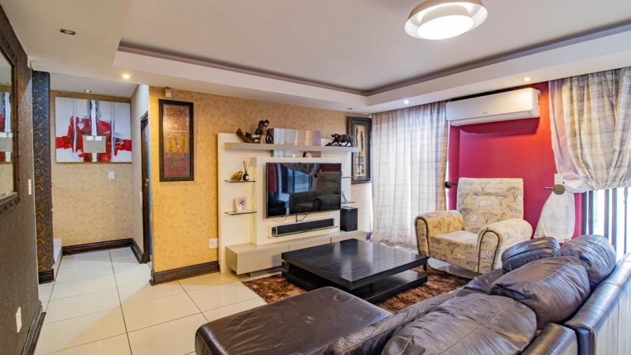 4 Bedroom Property for Sale in Liefde en Vrede Gauteng