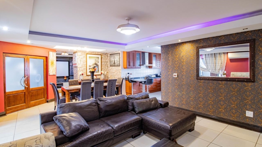 4 Bedroom Property for Sale in Liefde en Vrede Gauteng