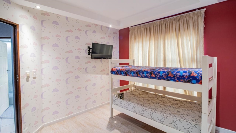 4 Bedroom Property for Sale in Liefde en Vrede Gauteng