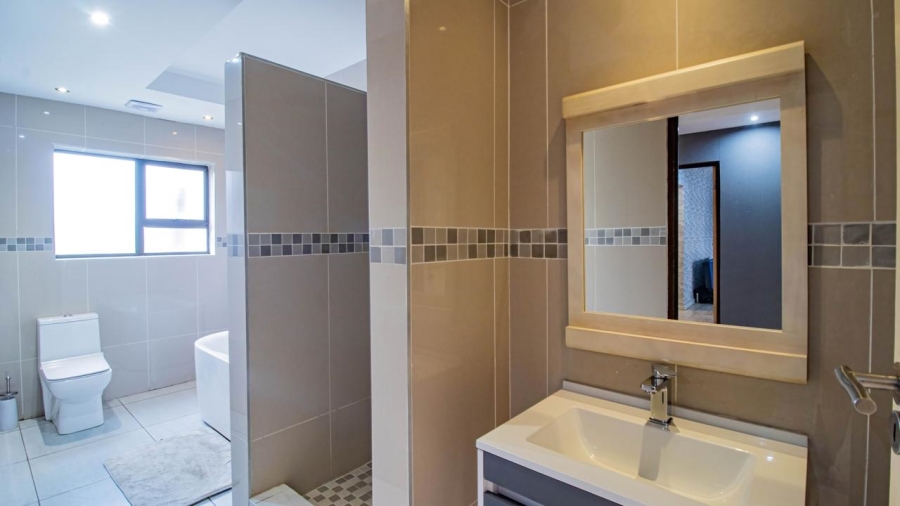4 Bedroom Property for Sale in Liefde en Vrede Gauteng