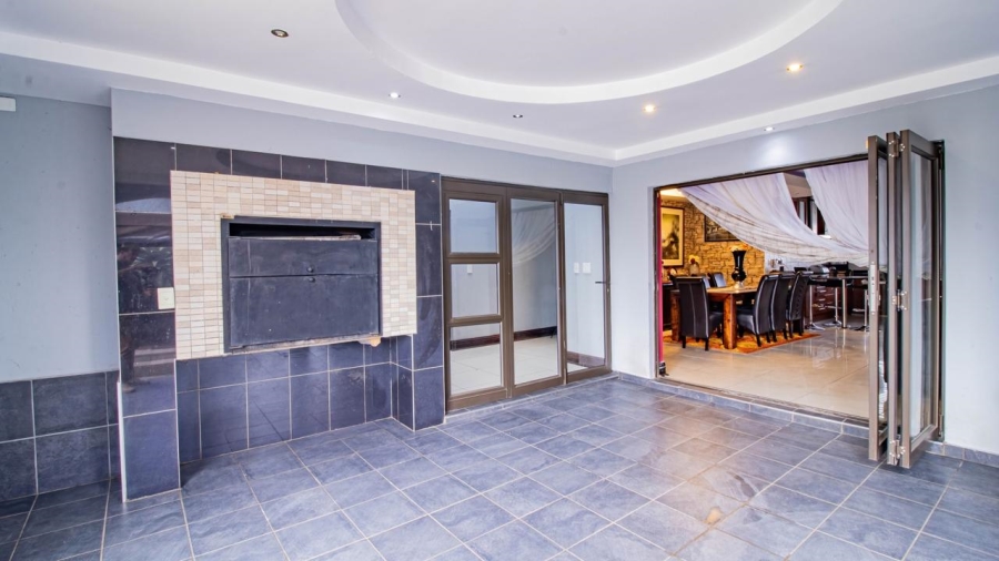 4 Bedroom Property for Sale in Liefde en Vrede Gauteng