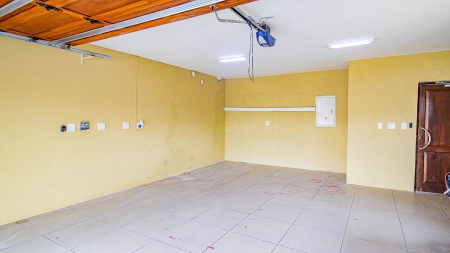 4 Bedroom Property for Sale in Liefde en Vrede Gauteng