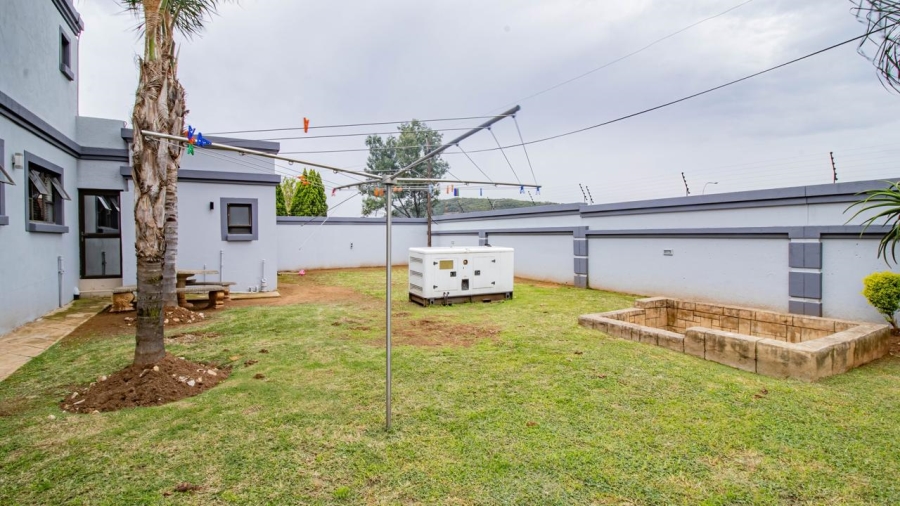 4 Bedroom Property for Sale in Liefde en Vrede Gauteng