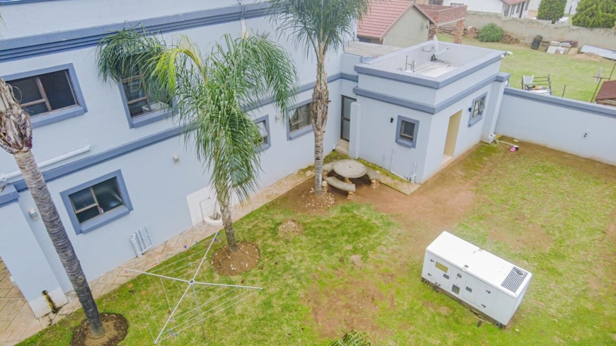 4 Bedroom Property for Sale in Liefde en Vrede Gauteng