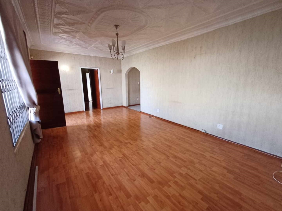 6 Bedroom Property for Sale in Kenilworth Gauteng