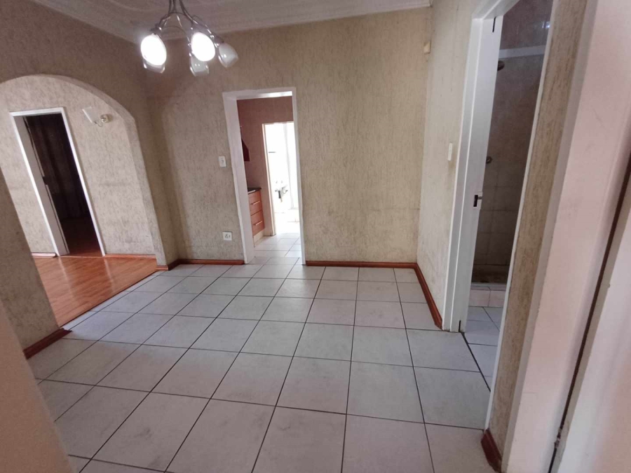 6 Bedroom Property for Sale in Kenilworth Gauteng