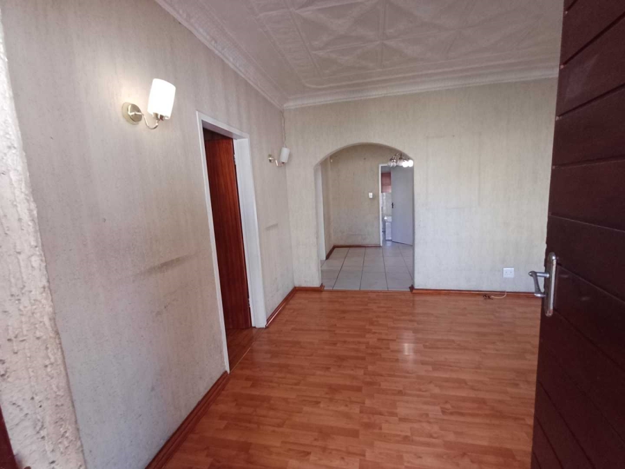 6 Bedroom Property for Sale in Kenilworth Gauteng