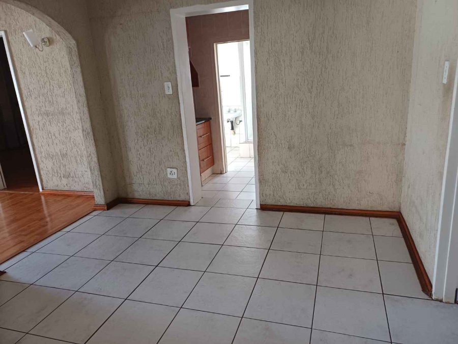 6 Bedroom Property for Sale in Kenilworth Gauteng