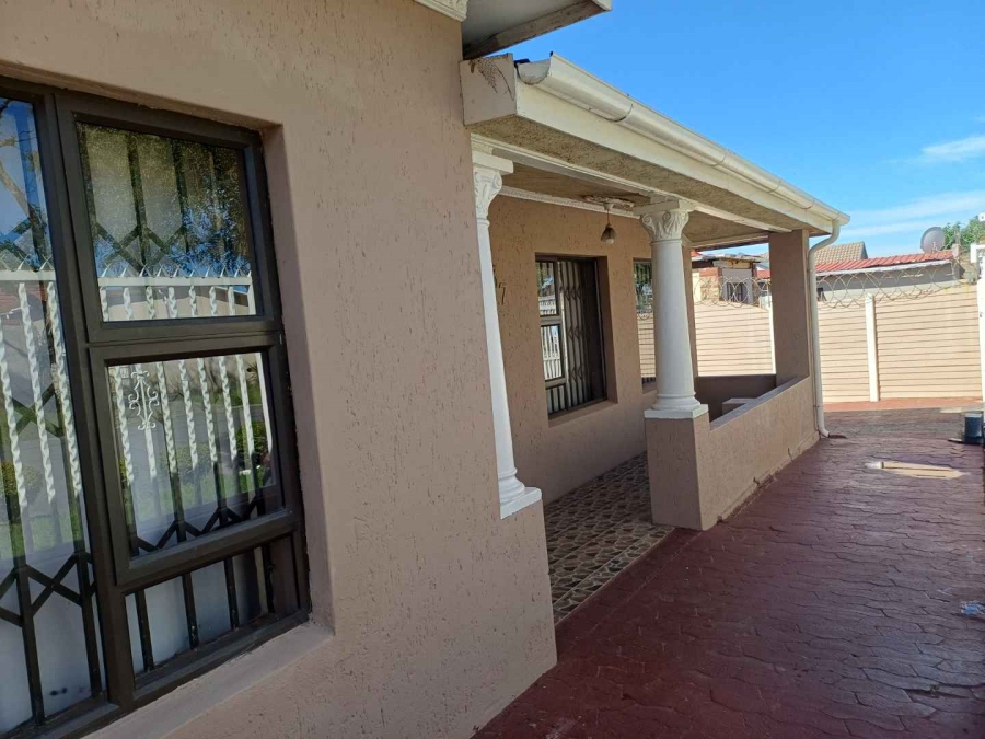 6 Bedroom Property for Sale in Kenilworth Gauteng