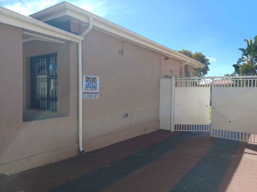6 Bedroom Property for Sale in Kenilworth Gauteng