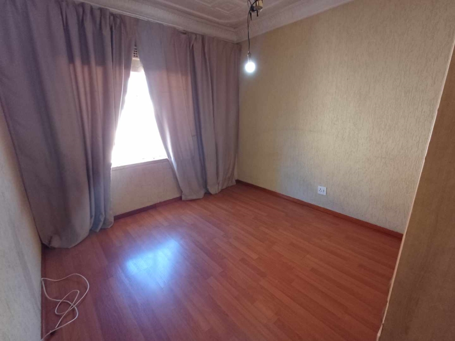 6 Bedroom Property for Sale in Kenilworth Gauteng
