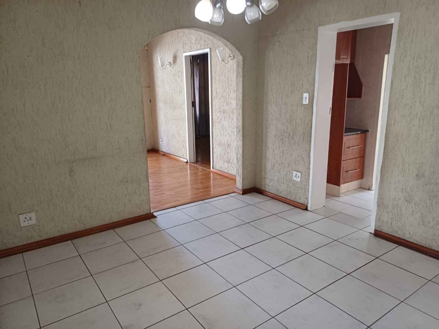 6 Bedroom Property for Sale in Kenilworth Gauteng