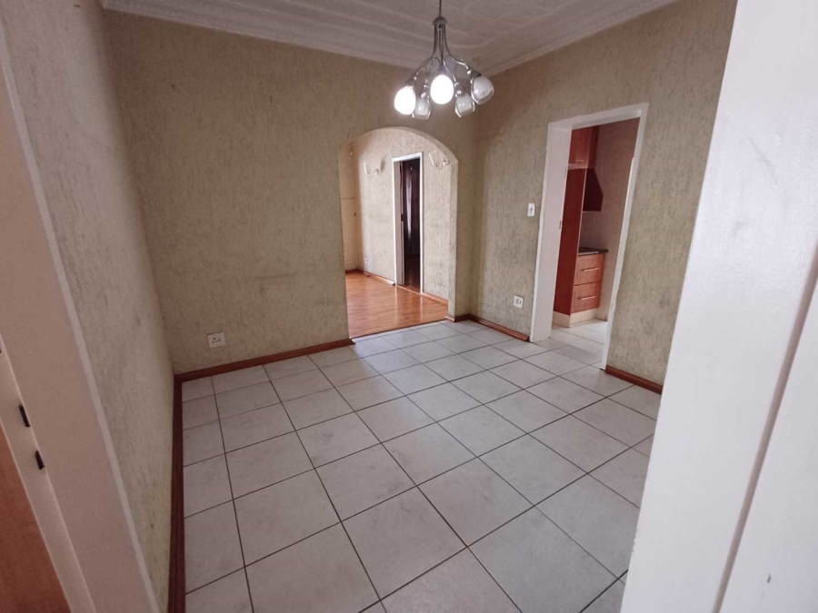 6 Bedroom Property for Sale in Kenilworth Gauteng