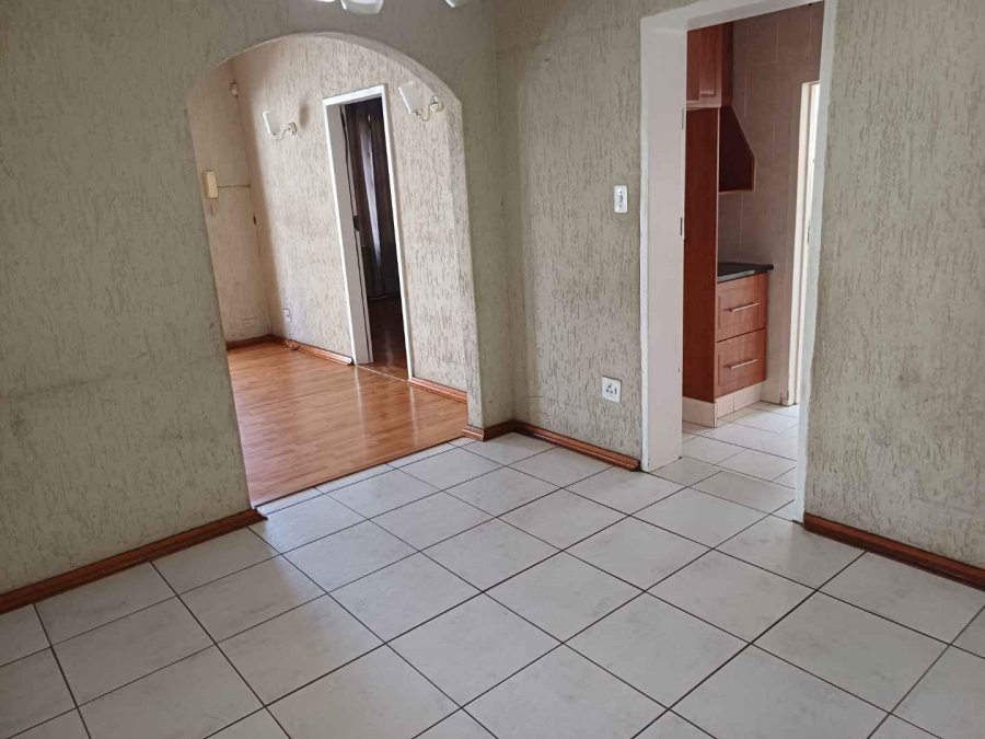 6 Bedroom Property for Sale in Kenilworth Gauteng