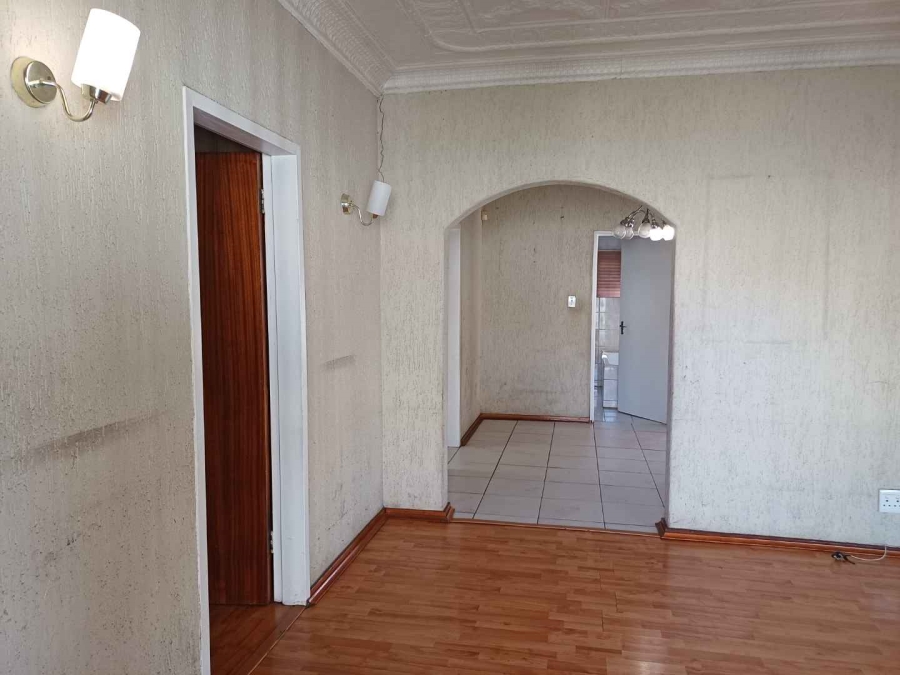 6 Bedroom Property for Sale in Kenilworth Gauteng