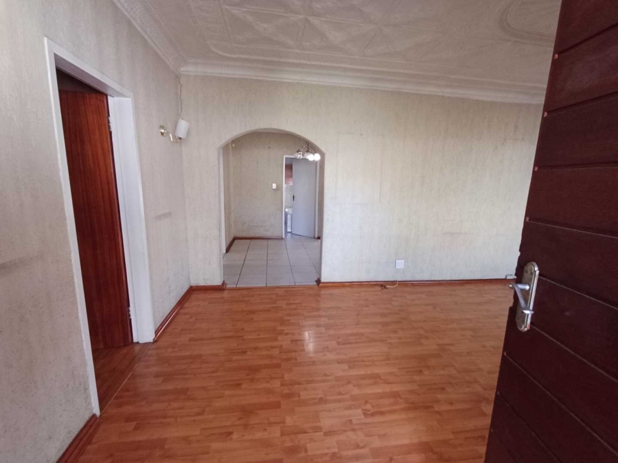 6 Bedroom Property for Sale in Kenilworth Gauteng