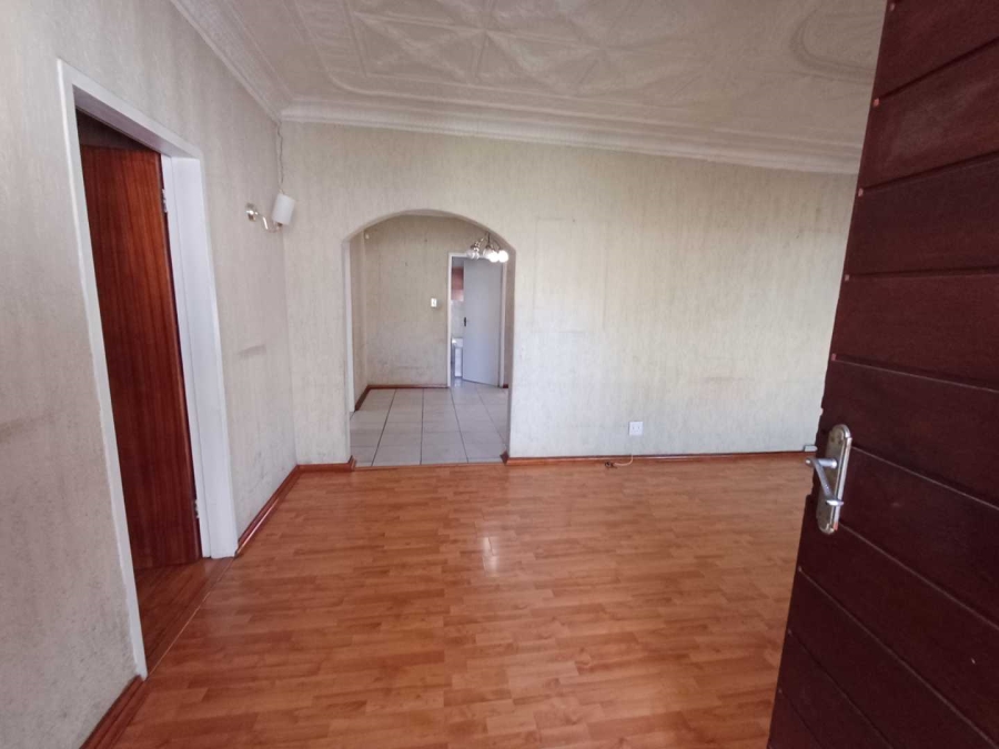 6 Bedroom Property for Sale in Kenilworth Gauteng