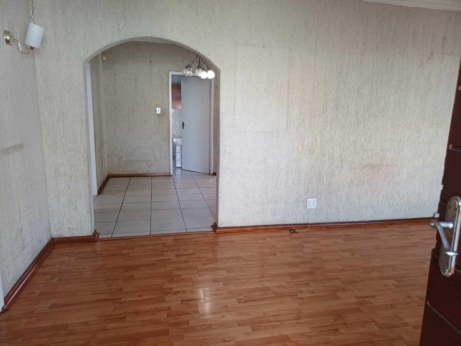 6 Bedroom Property for Sale in Kenilworth Gauteng