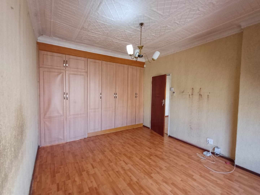 6 Bedroom Property for Sale in Kenilworth Gauteng