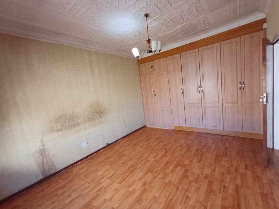 6 Bedroom Property for Sale in Kenilworth Gauteng
